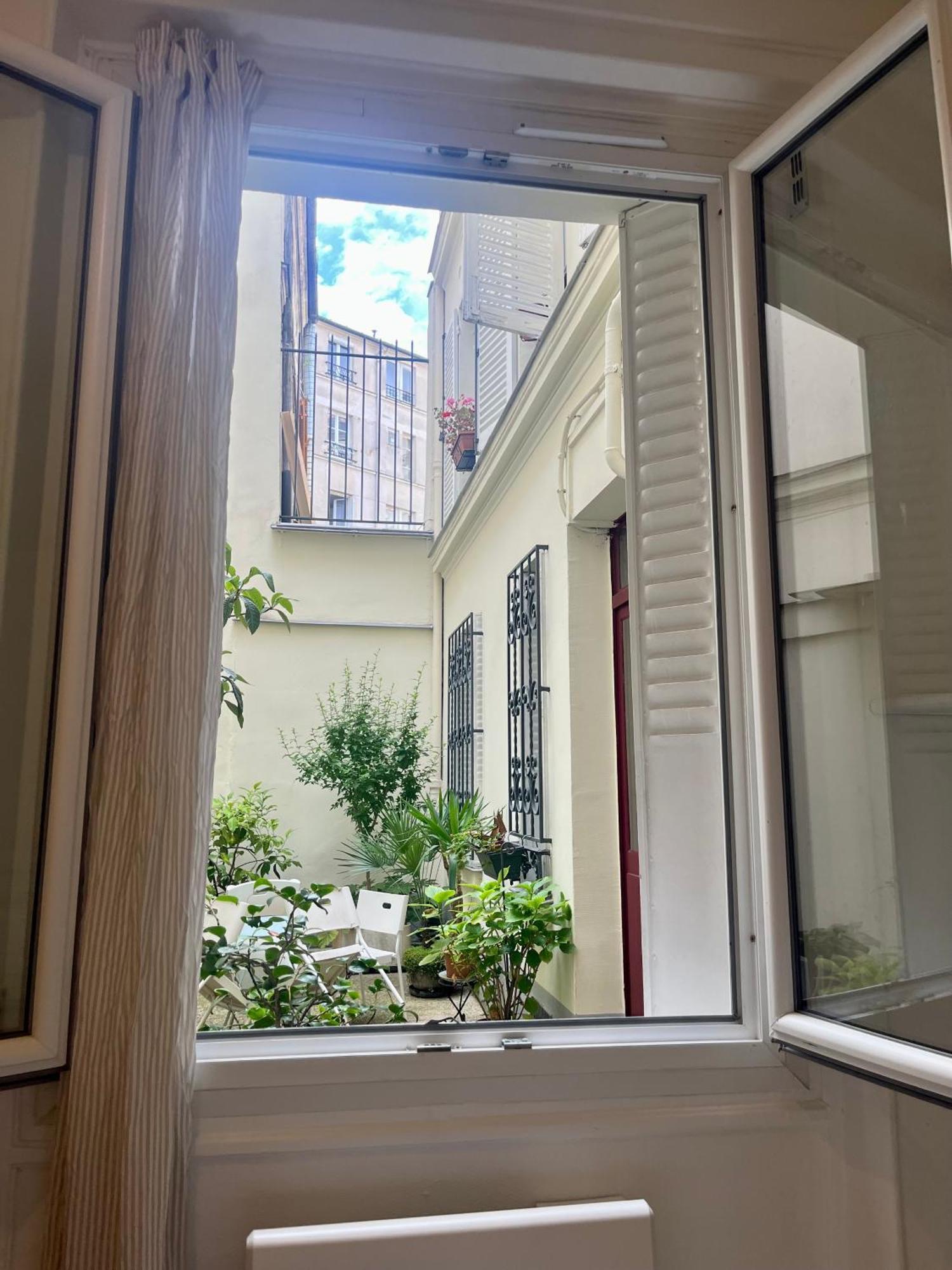 Apartment In Montmartre, Paris, Near Sacre-Coeur Read Host Profile For Booking Eksteriør bilde